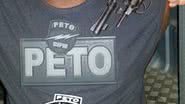 Imagem Policiais militares prendem suspeito com armas e drogas na Boca do Rio