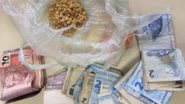Imagem Homem é preso dentro de táxi com droga e dinheiro