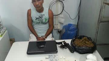 Imagem Coroa do tráfico é preso no Rio Sena