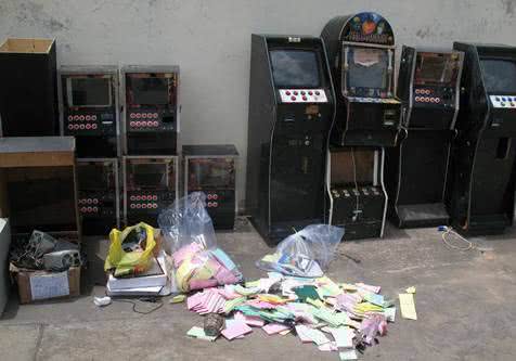 Imagem Polícia apreende 13 máquinas caça-níqueis em Alagoinhas