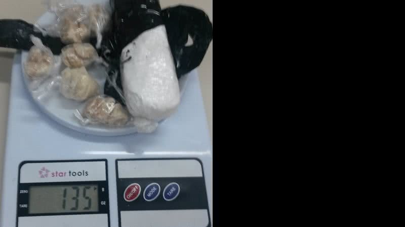 Imagem Três traficantes são presos e dois estavam com prisão decretada
