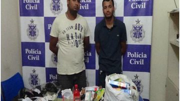 Imagem Irmãos acusados de trafico são presos com cocaína