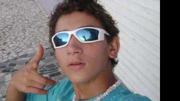 Imagem Jovem condenado a 20 anos teria sido preso por engano, acusa família