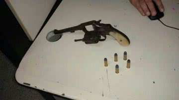 Imagem Homem é preso com arma na Boca do Rio