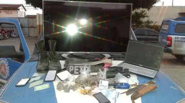 Imagem Homens são presos sob suspeita de roubos a caixas eletrônicos