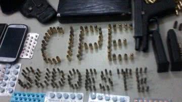 Imagem Homem é preso com armas drogas e estimulantes sexuais em Conquista