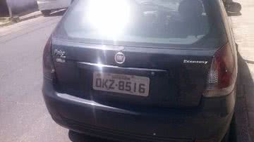 Imagem Polícia prende homem com carro roubado e ele sorri pra foto