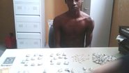 Imagem Jovem é preso com drogas em Simões Filho
