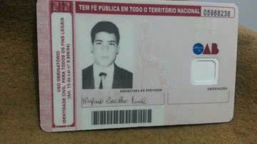 Imagem Advogado é acusado de dirigir alcoolizado, bater o carro e agredir duas pessoas