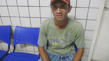 Imagem “Ladrão pé de chinelo”: homem é preso por furtar par de sandálias