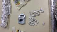 Imagem Traficante é preso em Itapuã com drogas e farinha para misturar com cocaína