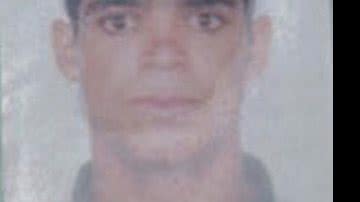 Imagem  Homem ganha aposta, toma um litro de cachaça e morre