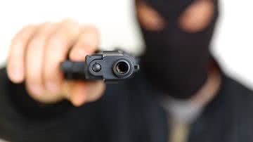 Imagem Funcionária é agredida durante assalto no Hotel Extasy em Cajazeiras VIII