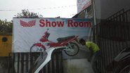 Imagem Sucom remove publicidade irregular e multa estabelecimentos na Bonocô