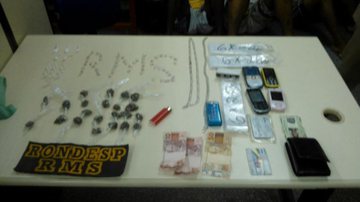 Imagem Quatro suspeitos são flagrados com drogas em Itinga