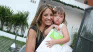 Imagem Ticiane Pinheiro leva a filha e deixa a mansão de Justus