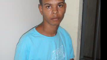 Imagem 37ª CIPM apreende quatro menores e um adulto com drogas no IAPI  
