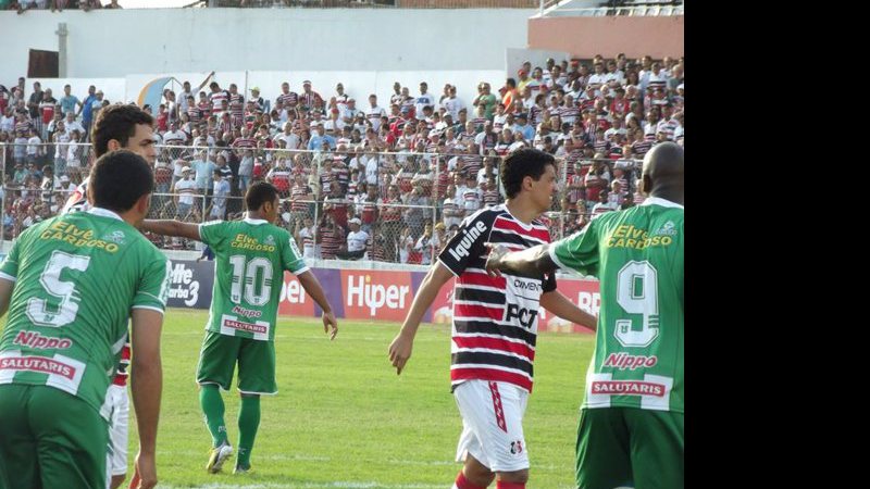 Imagem Já eliminado, Vitória da Conqusita pode atrapalhar vida do Santa Cruz