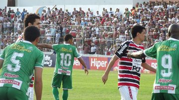 Imagem Já eliminado, Vitória da Conqusita pode atrapalhar vida do Santa Cruz