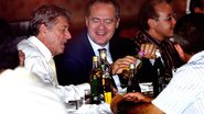 Imagem Senado corta despesas, mas ainda gasta R$ 43,3 mil para abastecer casa de Renan