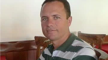 Imagem Prefeito de Guaratinga é suspeito de empregar familiares em prefeitura