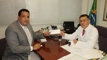 Imagem Alan Sanches confirma presença de Solla e presidentes  do Sindimed e Cremeb