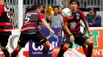 Imagem Vitória enfrenta Inter na abertura do Brasileirão