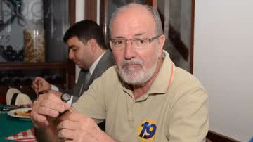 Imagem José de Tude é multado pelo TCM