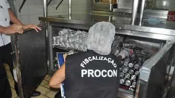 Imagem Villas Churrascaria, Sal e Brasa, Tchê Picanha e Fogo de Chão são autuados