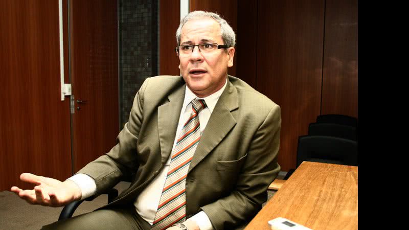 Imagem "A greve termina hoje. Só depende do governador", diz Cap Tadeu