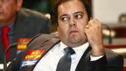 Imagem 'PT corre do debate como o diabo corre da cruz', ironiza Elmar
