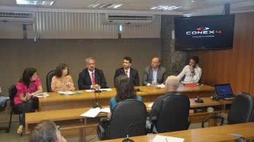 Imagem Alba debate impasses na aplicação da Política de Resíduos Sóli