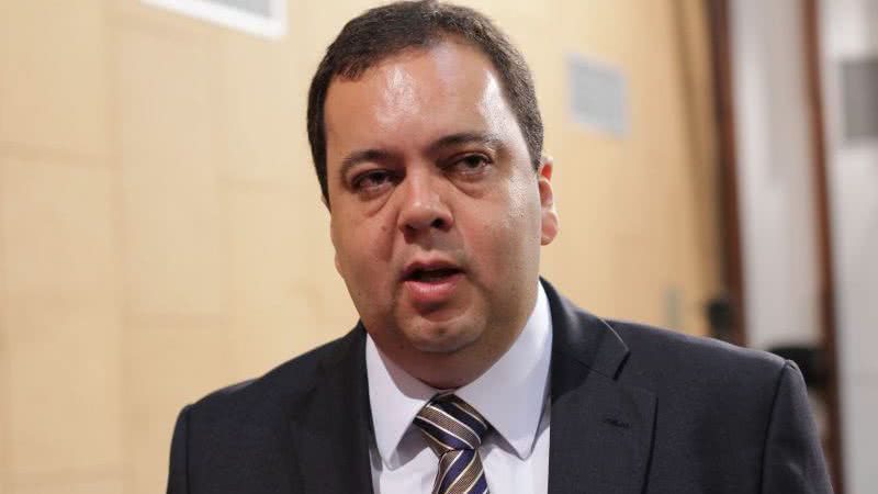 Imagem Oposição 'de ressaca' some da primeira sessão na Alba após as eleições