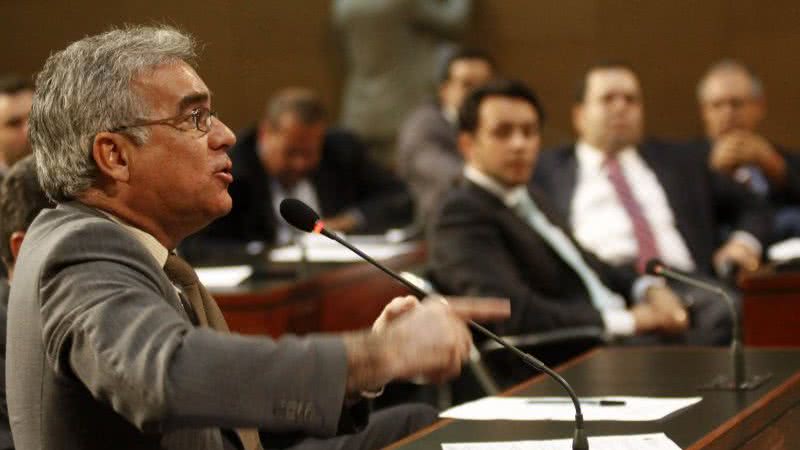 Imagem Agenda positiva: deputados baianos estendem o ano