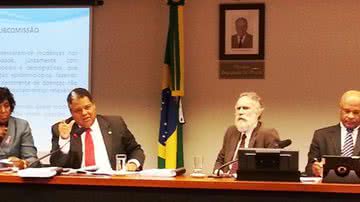 Imagem Comissão da Câmara aprova relatório de doenças relacionadas à pobreza