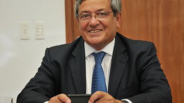 Imagem Presidente do PTB confirma apoio a Wagner nas eleições 2014