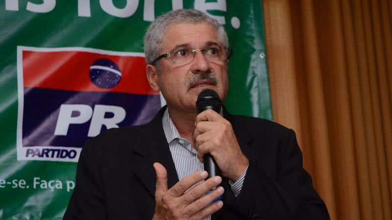 Imagem PR continuará privilegiando técnicos nos Transportes, diz presidente do partido