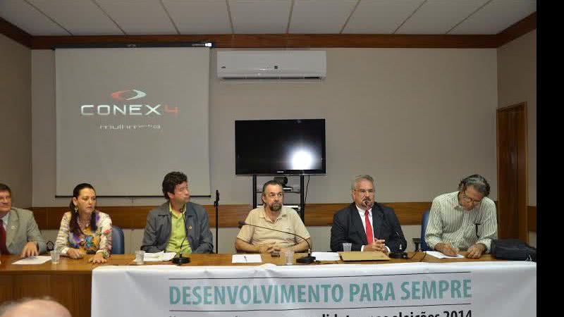 Imagem Frente Ambientalista apresenta 14 metas de desenvolvimento a candidatos na Bahia