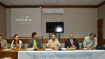 Imagem Frente Ambientalista apresenta 14 metas de desenvolvimento a candidatos na Bahia