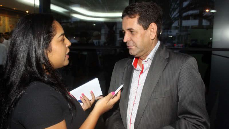 Imagem De galho em galho, PV sinaliza para oposição a Neto e base de Rui