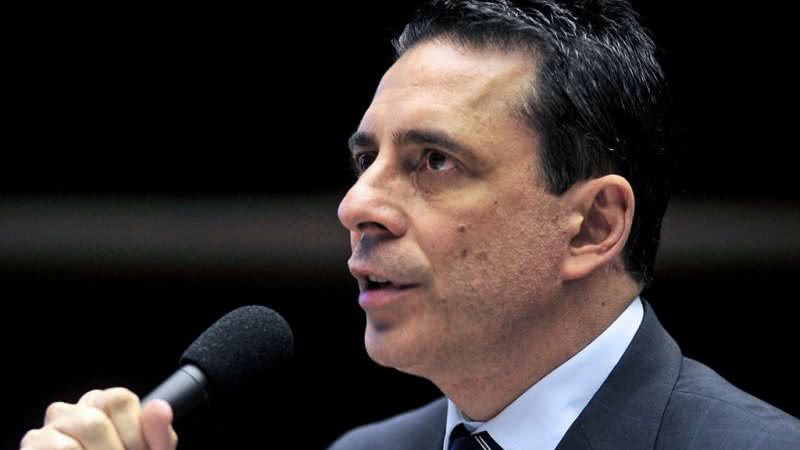 Imagem Sérgio Carneiro justifica recurso para disputar vaga no TJ