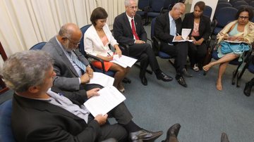 Imagem  Governo da Bahia e professores das universidades estaduais assinam acordo