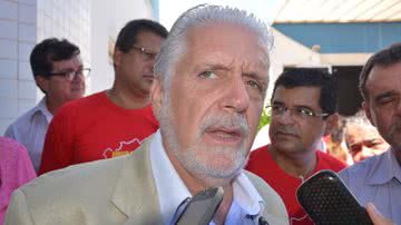 Imagem Após anúncio do vice, governador diz que ainda não conversou com Nilo