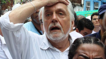 Imagem Contra Marina e Campos, Wagner vai de acupuntura