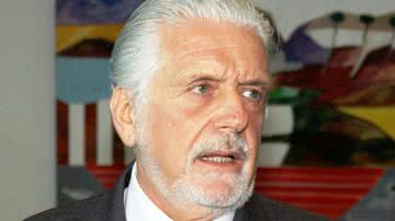 Imagem  Wagner comemora aprovação dos royalties na Alba