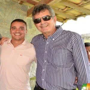 Imagem Itapetinga: blogueiro acusa assessor de prefeito de tentar matá-lo