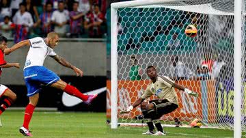 Imagem Bahia encara Flamengo em jogo de seis pontos
