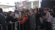 Imagem Vídeo: deputados são barrados em evento de Dilma em Feira de Santana