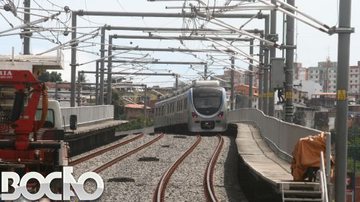 Imagem Após 14 anos, metrô de Salvador entra nos trilhos