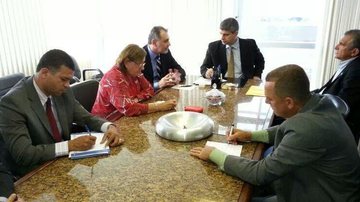 Imagem Comando da PM vai a Catu avaliar violência